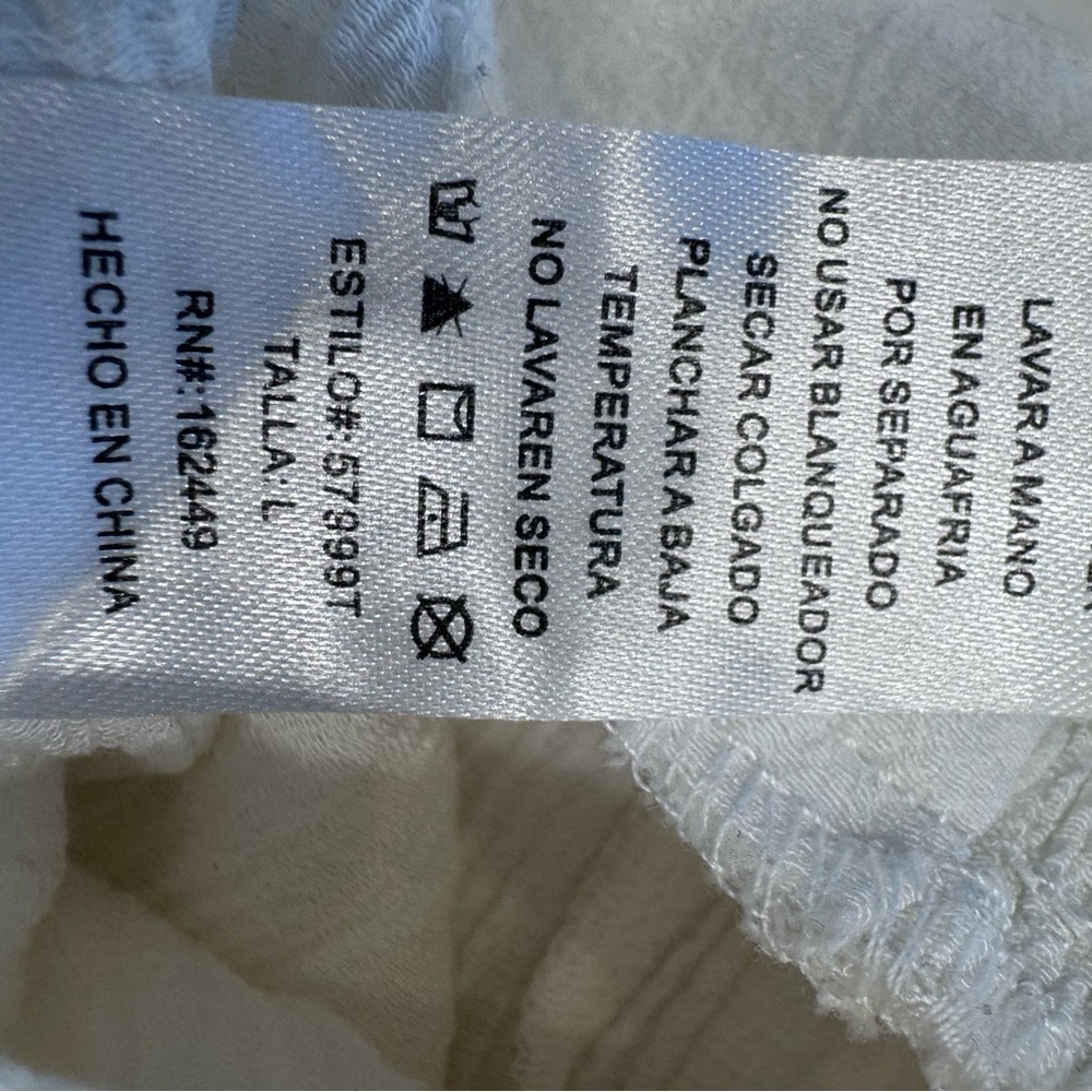 Milk & Honey White puff sleeve Crochet Lace Up Top Blouse size Large - Picture 6 of 10